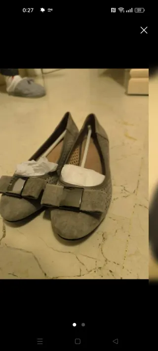 Bailarinas grises con lazo