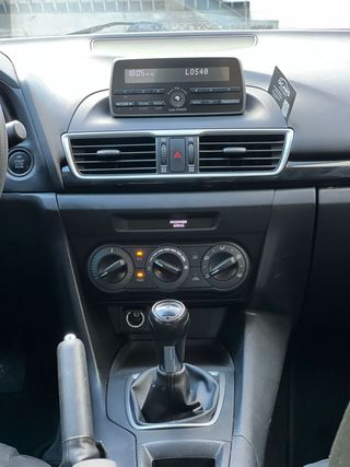 Mazda3 1.5G 100cv Style