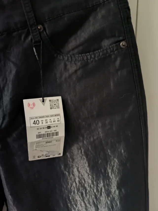 Pantalón Zara nuevo
