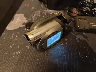 Videocámara Panasonic VDR-D150 + Accesorios