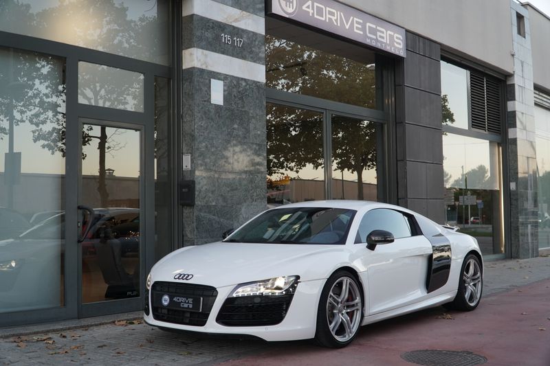 Audi R8 2008 - foto 1