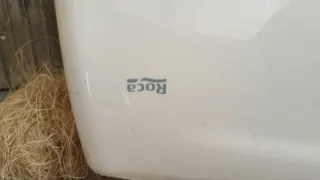 Lavabo Roca con grifo