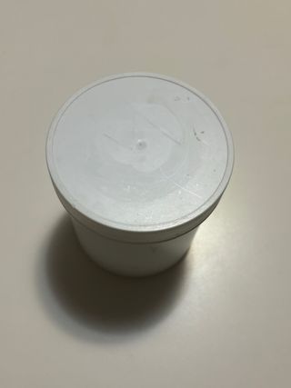 Barattolo con tempere Giotto