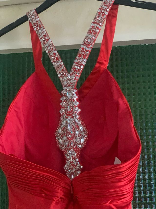 Vestido largo con pedrería