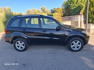 Toyota RAV4 2.0 VVT-i 150 CV