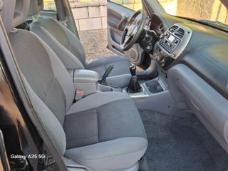 Toyota RAV4 2.0 VVT-i 150 CV