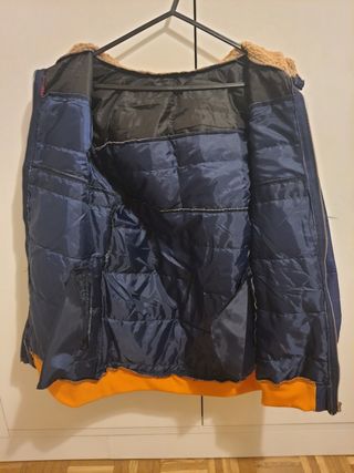 Cazadora cortavientos