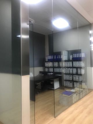 Cristales divisorios de oficina