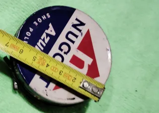 2 Latas Limpia Calzado Nugget Azul y negro.