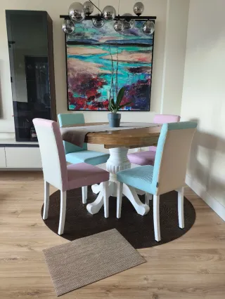 Mesa Comedor y 4 Sillas