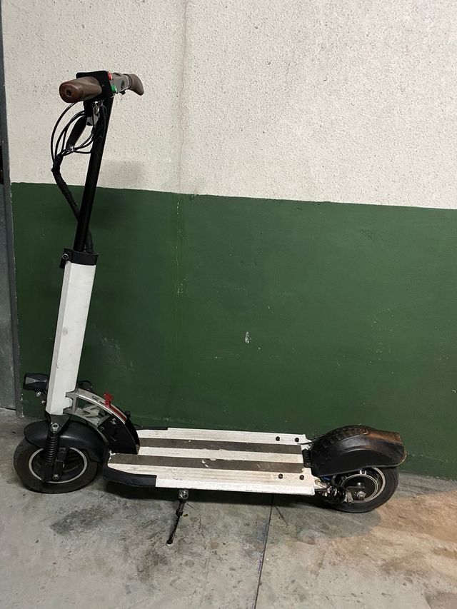 Patinete Eléctrico Blanco