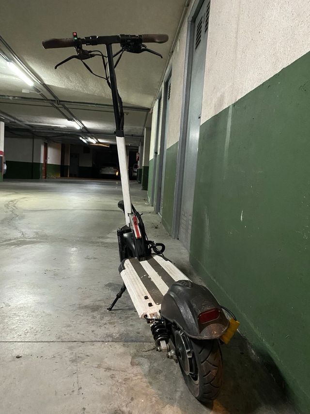 Patinete Eléctrico Blanco