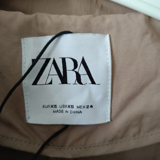 Abrigo Zara Beige