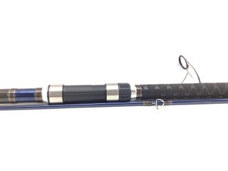 caña de pescar enchufable daiwa windcast surf 420h