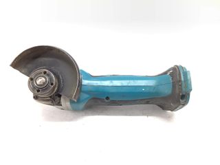 radial makita dga452