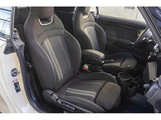 MINI MINI Cabrio John Cooper Works 170 kW (231 CV)