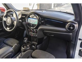 MINI MINI Cabrio John Cooper Works 170 kW (231 CV)