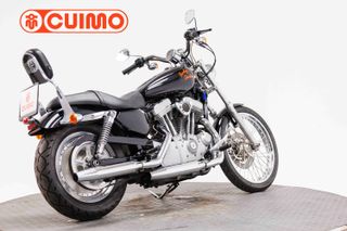 HARLEY DAVIDSON SPORTSTER 883 CUSTOM