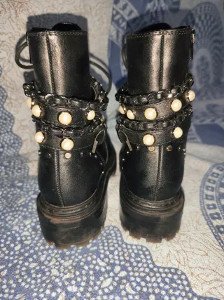 Botines negros de Bershka 