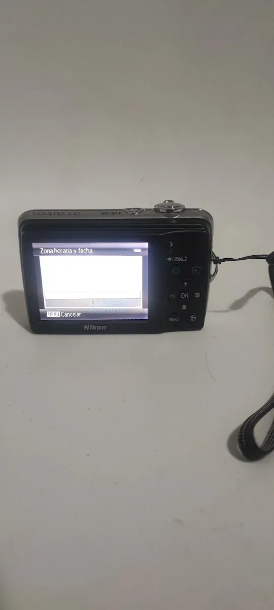 Cámara Nikon Digital con pilas