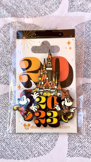 Pin Disneyland Paris Castle 2023