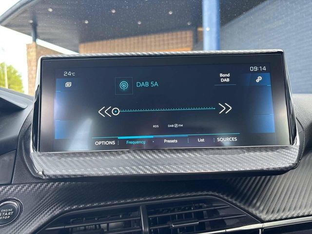 Peugeot 208 BlueHDi 73kW (100CV) Allure