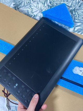 Tableta Gráfica 10moons 1060 Plus :)