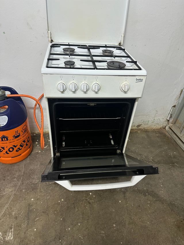 Cocina de gas butano Beko