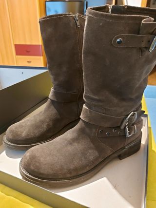 Anfibi Peperosa marroni Tg 39