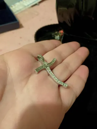 Ciondolo croce in argento 925 con zirconi 