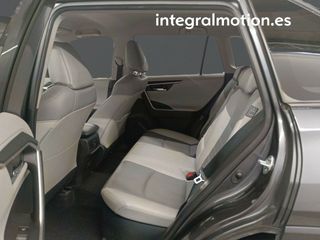 Toyota Rav4 2.5l 220H Advance