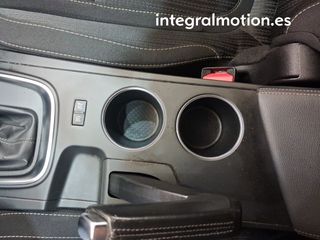 Renault Megane S.T. Intens Blue dCi 85 kW (115CV)