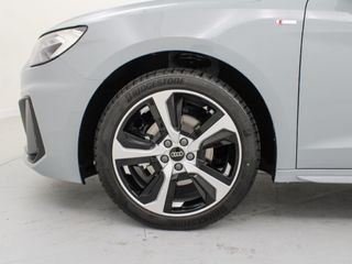 AUDI A1 1.0 30 TFSI S TRONIC ADRENALIN SPORTBACK 116 5P