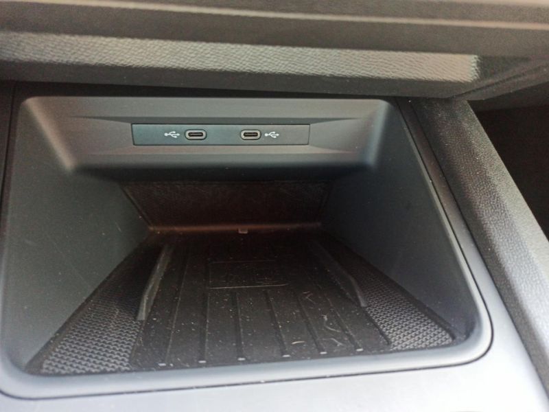 SEAT León 2020, foto 23