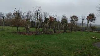 5 Columnas de piedra antigua 65x65x350cm