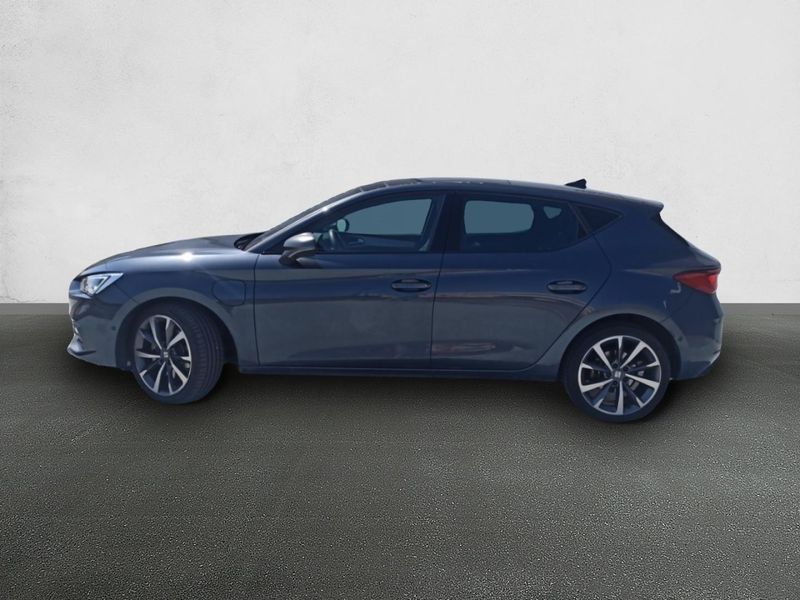 SEAT León 2020, foto 2