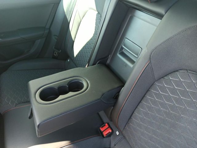 SEAT Leon SP 1.5 eTSI 110kW DSG S&S FR Spec Ed Vis