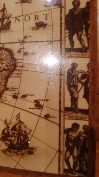 Taburete rustico de madera