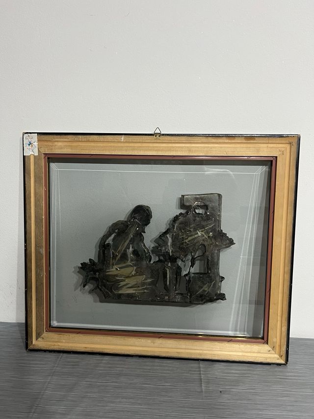 Quadro in legno con bassorilievo