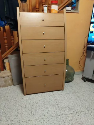 Cassettiera in legno con 6 cassetti