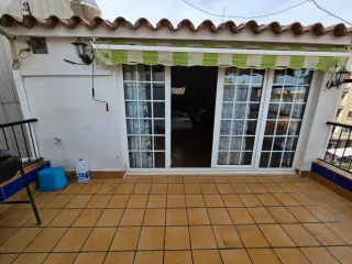 Casa en venta 3 plantas,garage y local.