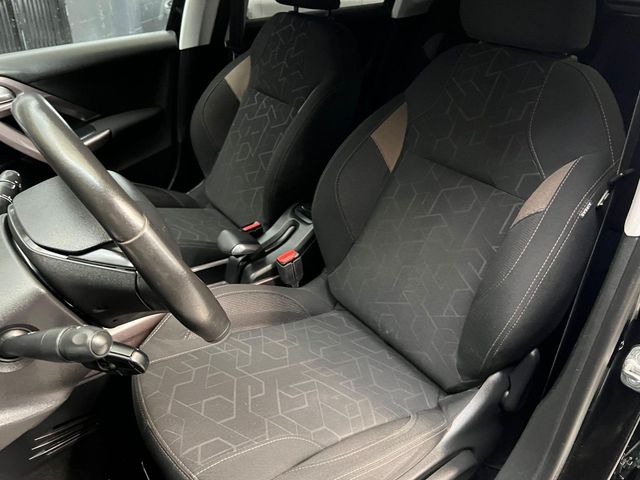 PEUGEOT 2008 Active 1.2L PureTech 82