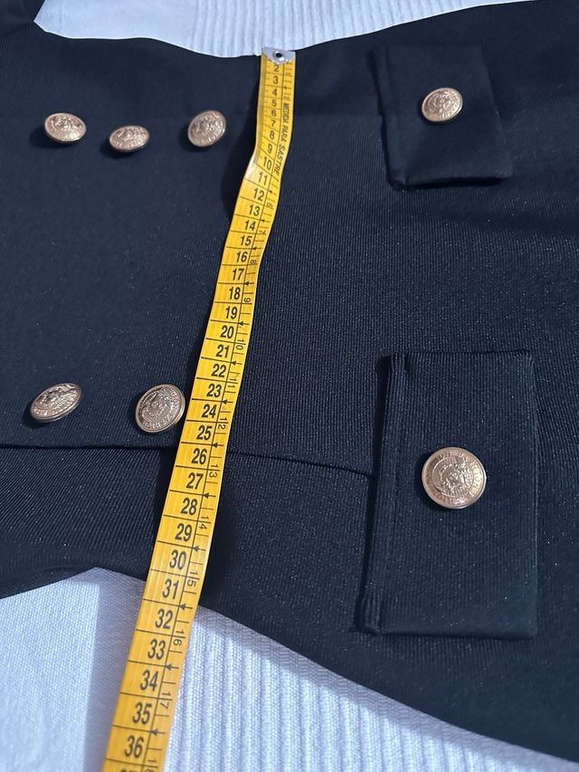 Vestido Bandage Negro T-S con Botones Dorados