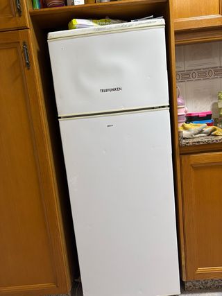 Nevera Telefunken blanca