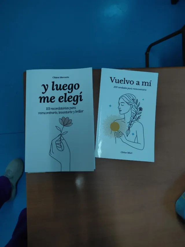 Y luego le elegi Vuelvo a mi