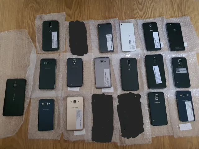 Lote 16 móviles