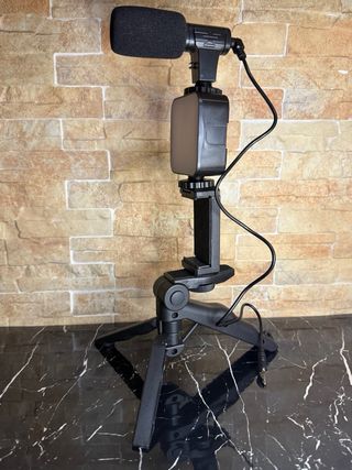 Supporto treppiede LED e microfono