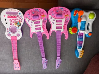 Guitarras de juguete infantiles