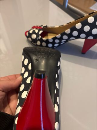 decoltè Graceland Pois Nero Bianco Rosso
