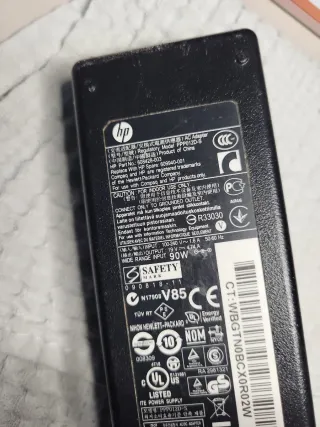 Alimentatore HP 90W PPP012D-S